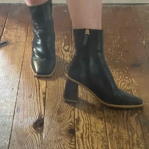 Alohas West Vintage Black Size 7